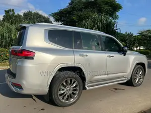 New Toyota Land Cruiser Prado 2022 Gris