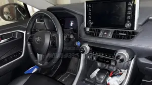 New Toyota RAV4 2022 Gris