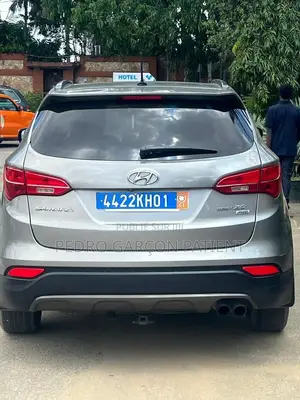 Hyundai Santa Fe 2018 Gris