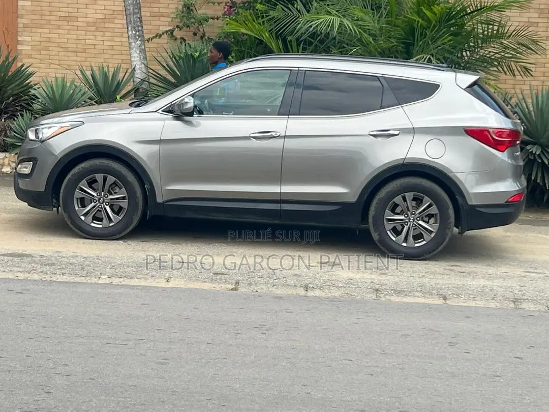 Hyundai Santa Fe 2018 Gris