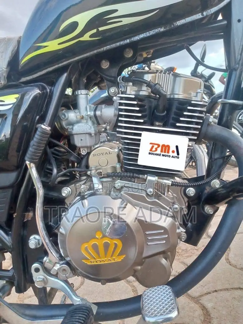 New Royal Moto/Vélomoteurs 2022