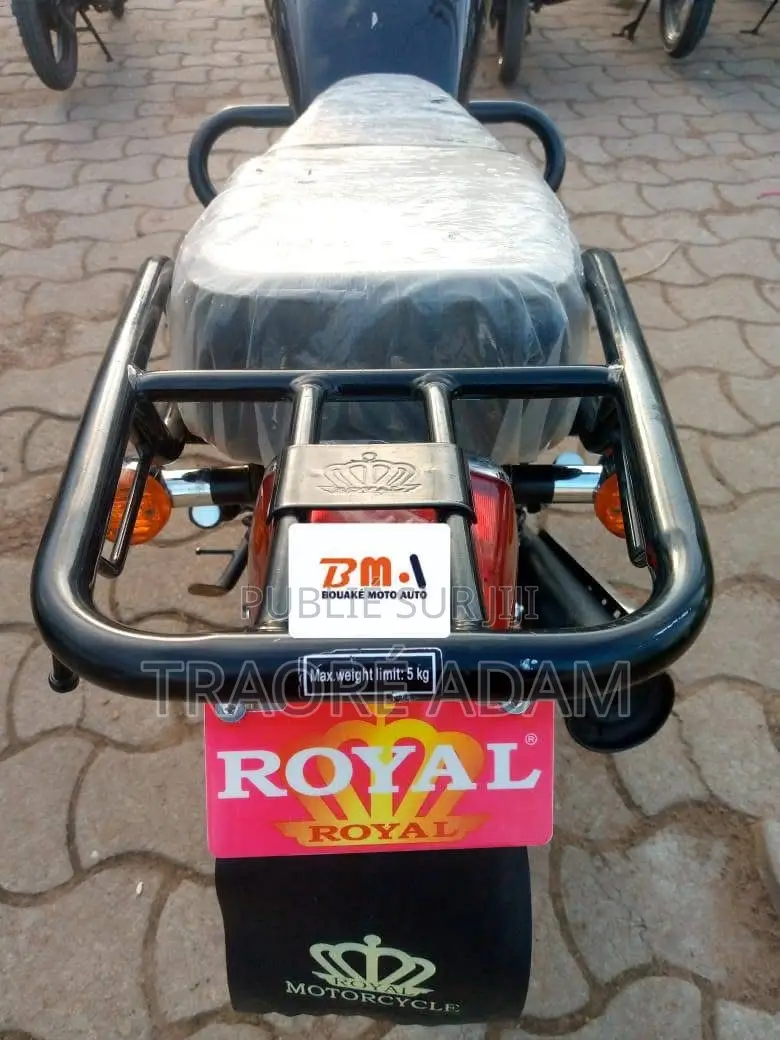 New Royal Moto/Vélomoteurs 2022