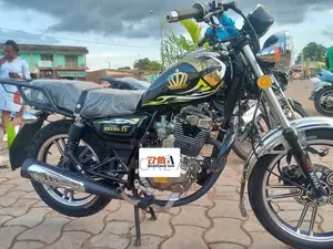 New Royal Moto/Vélomoteurs 2022