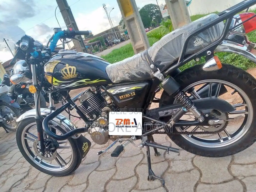 New Royal Moto/Vélomoteurs 2022