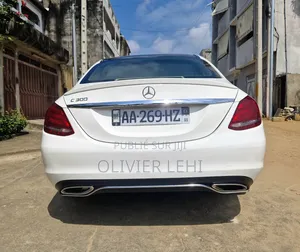 Mercedes-Benz C300 2018 Blanc