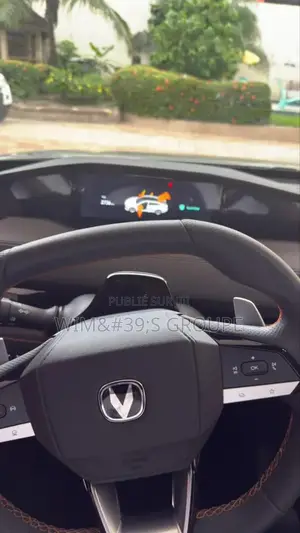 New Changan UNI-V 2025 Blanc