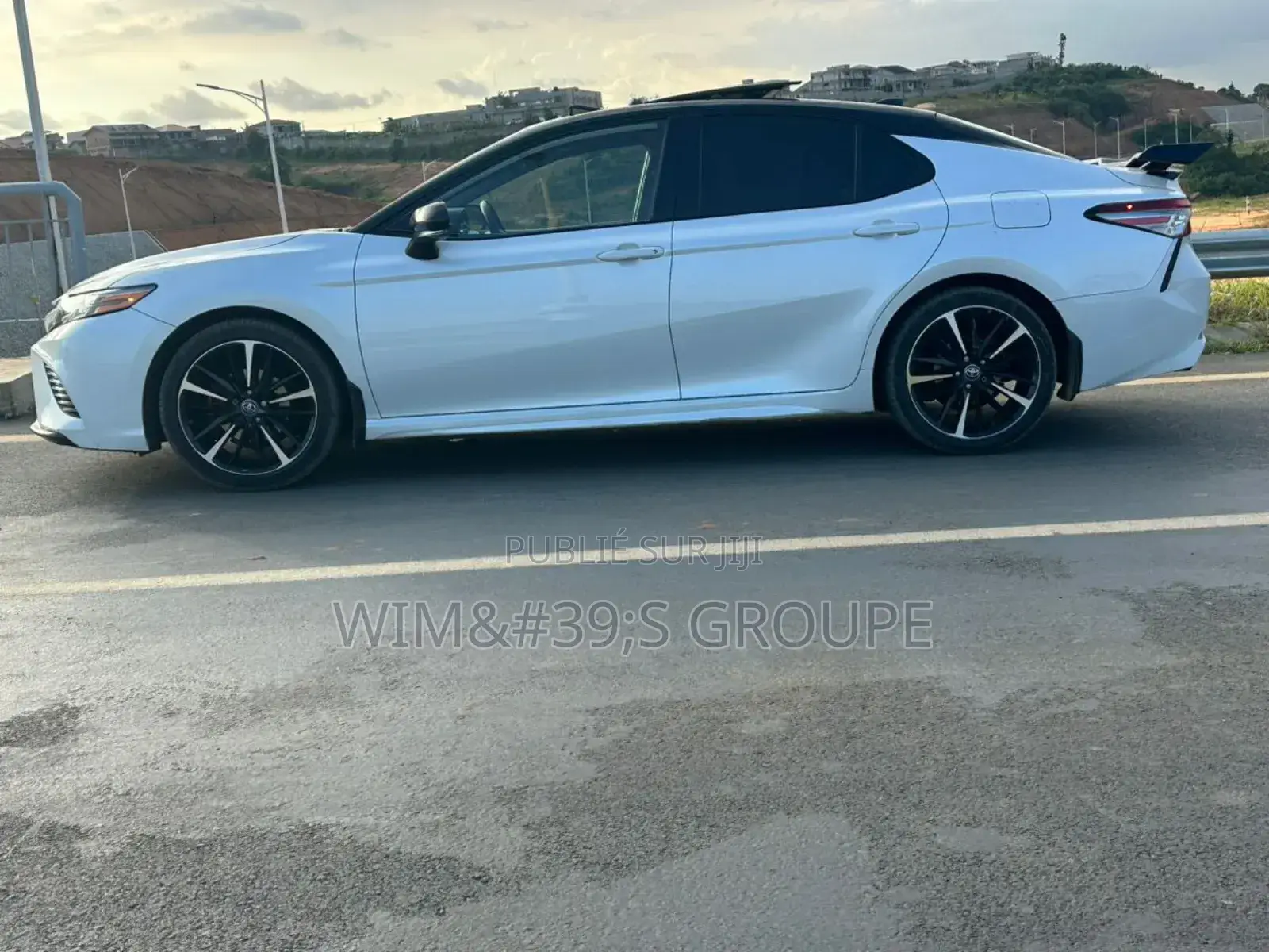 Toyota Camry 2019 Blanc