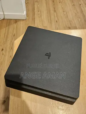 Ps4 Slim Craquée