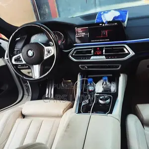 BMW X6 xDrive40i 2021 Blanc