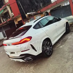 BMW X6 xDrive40i 2021 Blanc