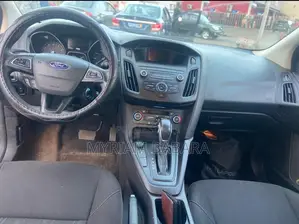 Ford Focus 2018 Blue