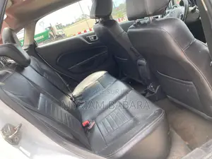 Ford Focus 2015 Blanc