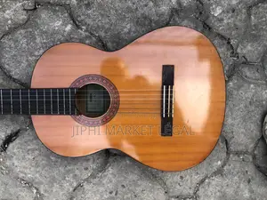 Photo - Guitare Classique Corde en Nylon