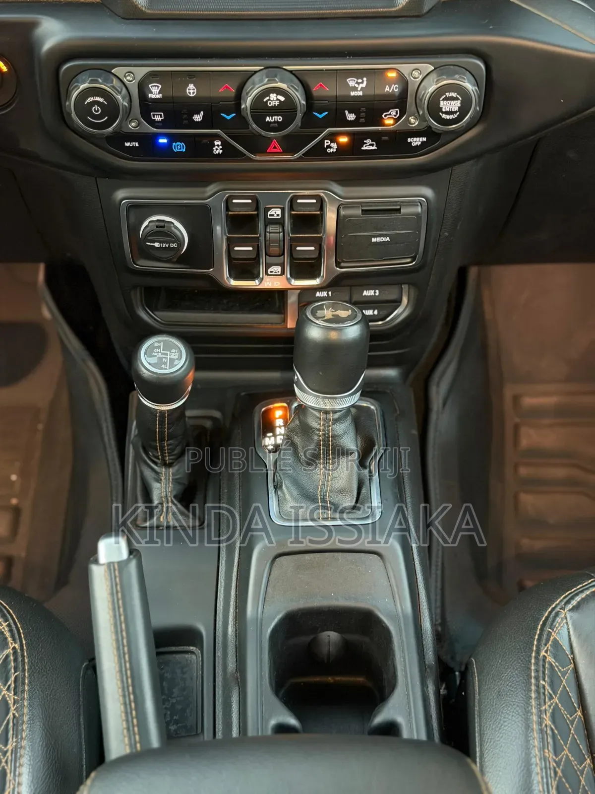 New Jeep Wrangler 4xe 2023 Blanc cassé