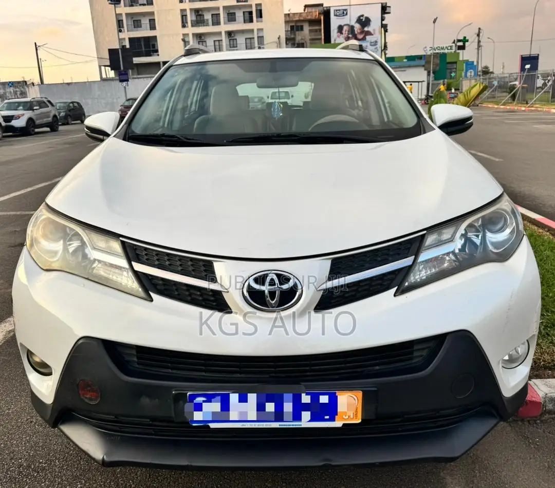 Toyota RAV4 LE 4dr SUV AWD (2.5L 4cyl 6A) 2015 Blanc