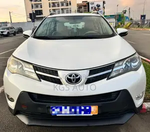 Toyota RAV4 LE 4dr SUV AWD (2.5L 4cyl 6A) 2015 Blanc