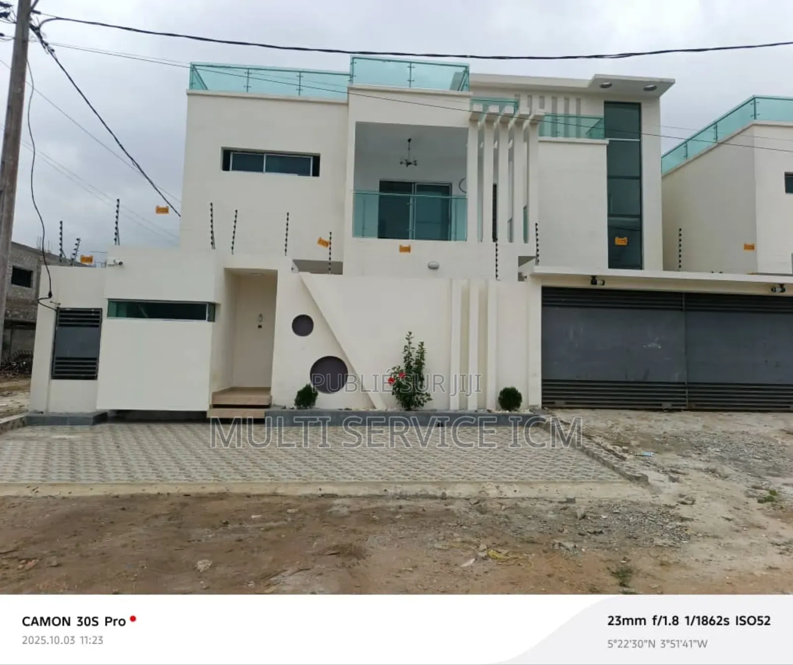 6chbre Duplex dans Ismaël Coulibaly, Cocody à Vendre