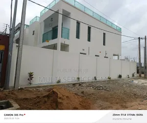 6chbre Duplex dans Ismaël Coulibaly, Cocody à Vendre
