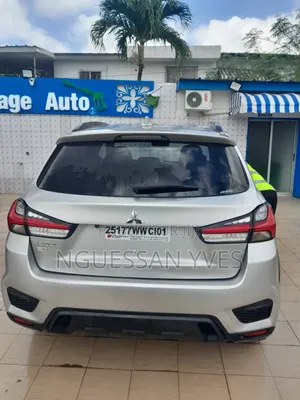 Photo - New Mitsubishi ASX 2025 Gris