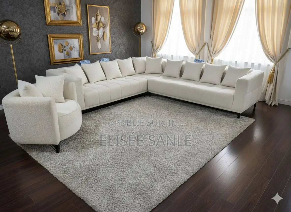 Un Ensemble De Salon 
Très Original