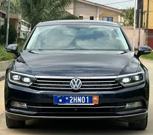 Photo - Volkswagen Passat 2018 Blue