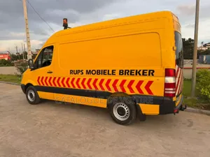 Mercedes-Benz B-Class 2018 Black