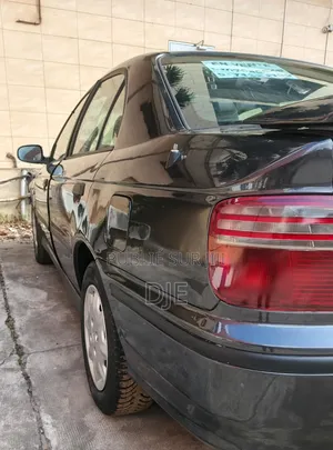 Honda Accord 2000 Noir Mat