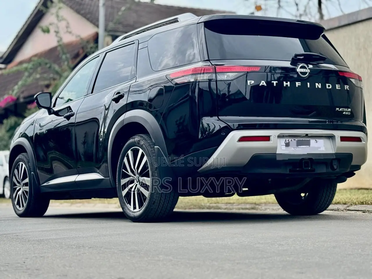 Nissan Pathfinder Platinum 4WD 2025 Black