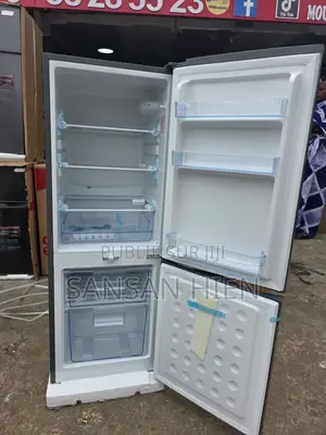 Photo - Réfrigérateur Smart Économique 136 Litre