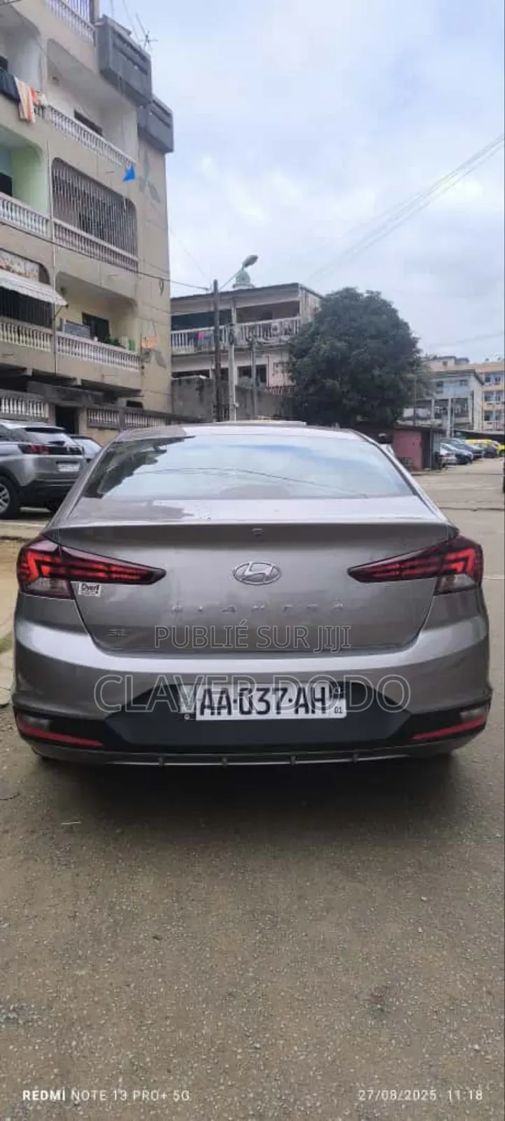 Hyundai Elantra 2020 Gris