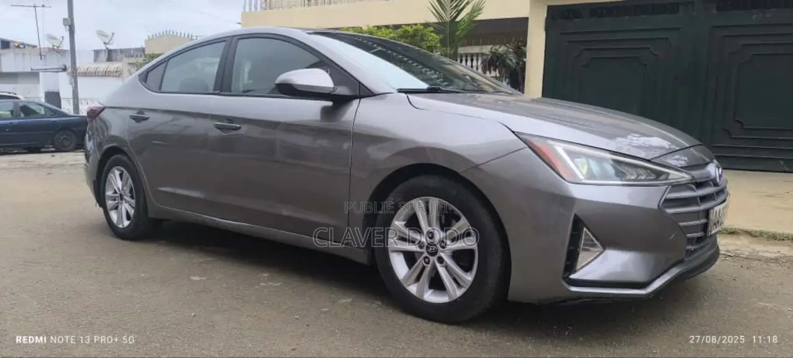 Hyundai Elantra 2020 Gris