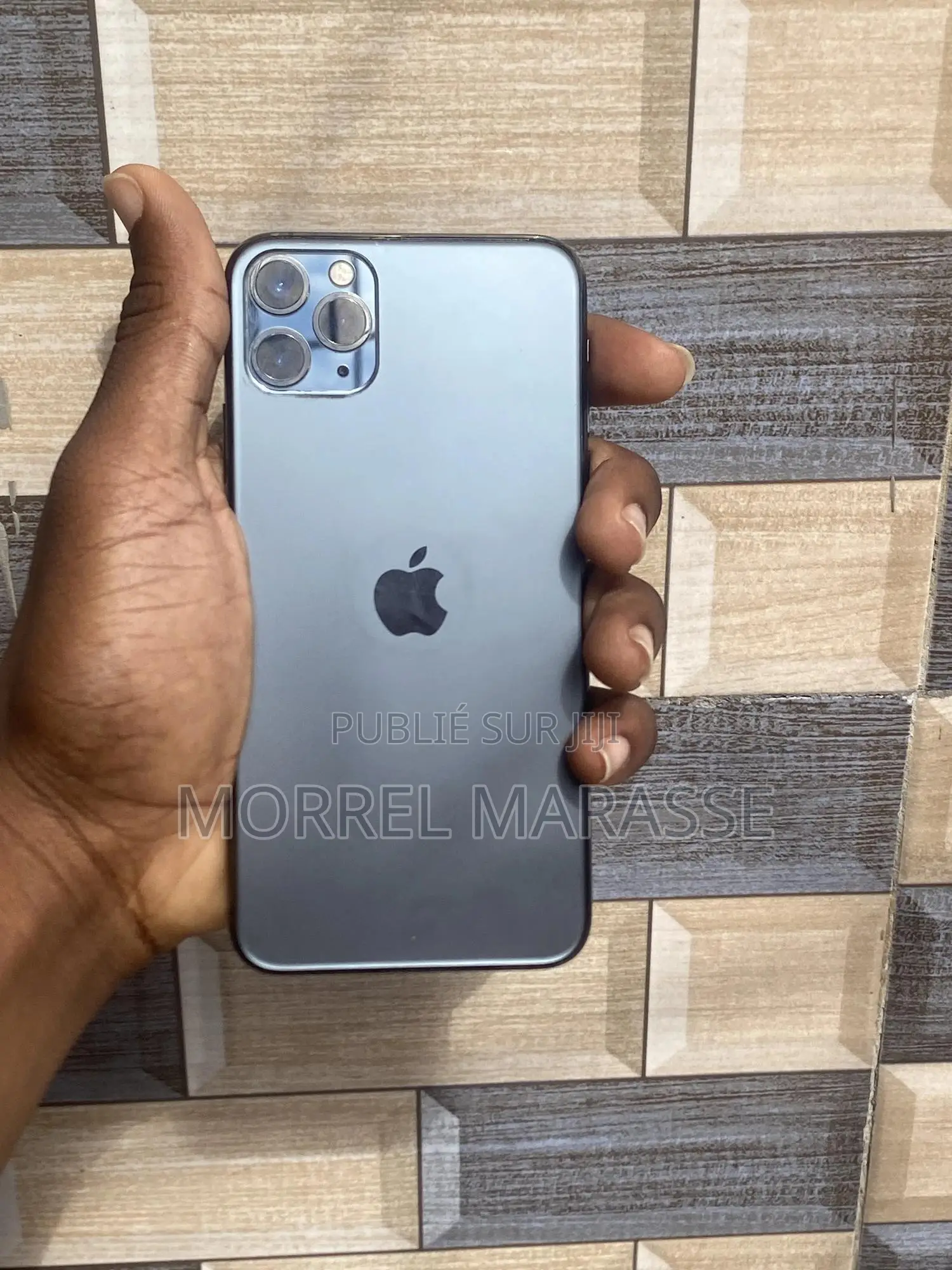 New Apple iPhone 11 Pro Max 64 GB Gris