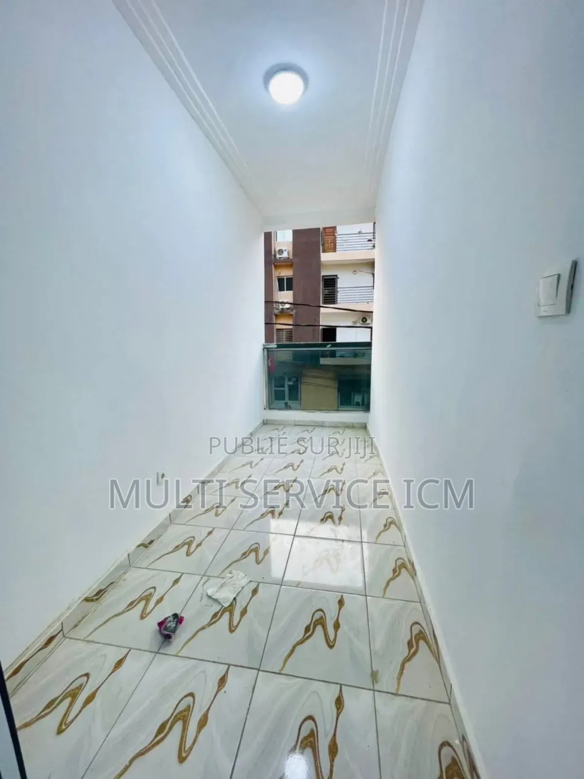 3chbre Appartement-terrasse dans Ismaël Coulibaly, Cocody à Vendre