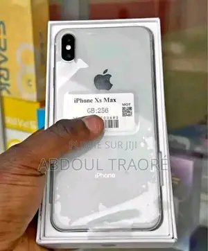 Photo - New Apple iPhone X 256 GB Blanc