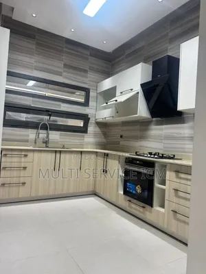 5chbre Duplex dans Ismaël Coulibaly, Cocody à Vendre