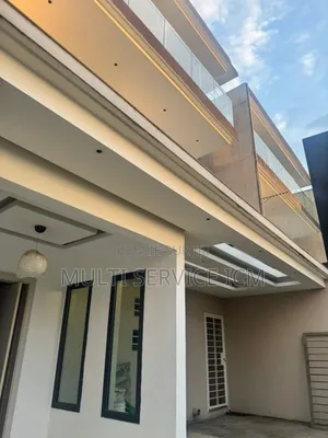 5chbre Duplex dans Ismaël Coulibaly, Cocody à Vendre