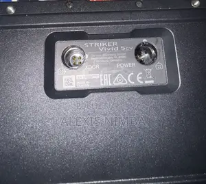 Garmin Striker Vivid 5cv État Neuf Bateau