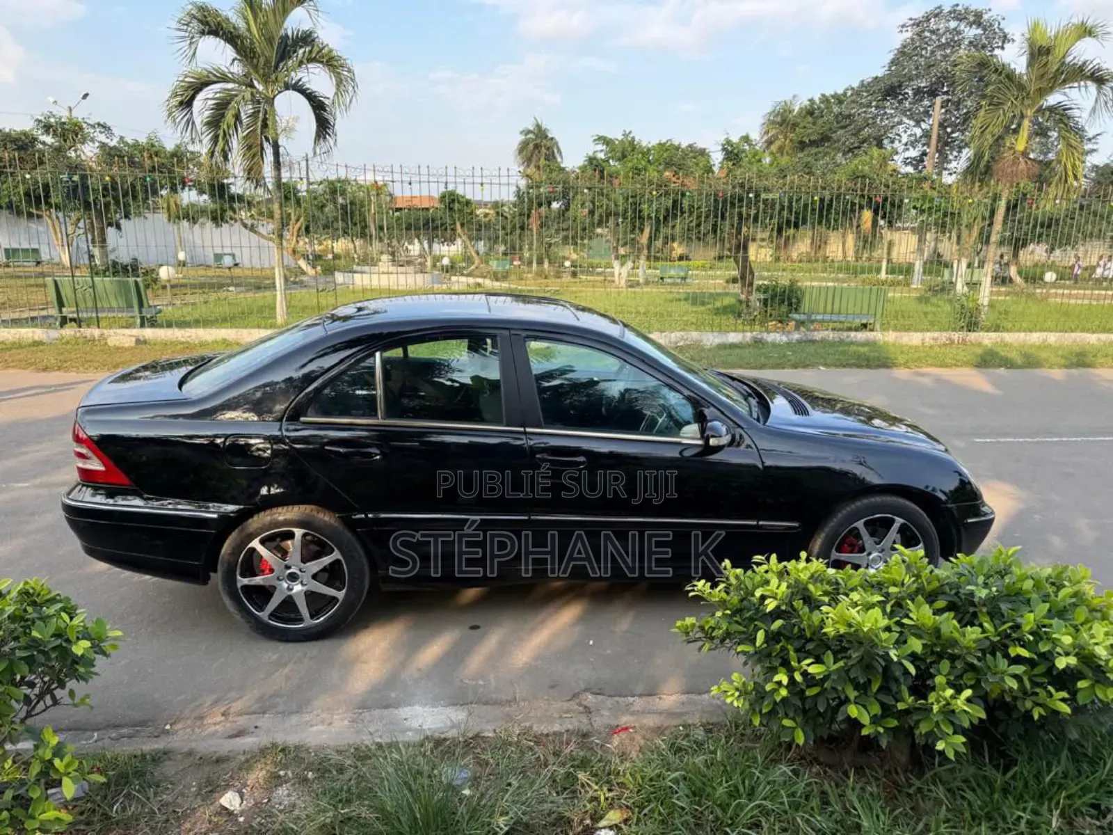 Mercedes-Benz C200 2003 Black