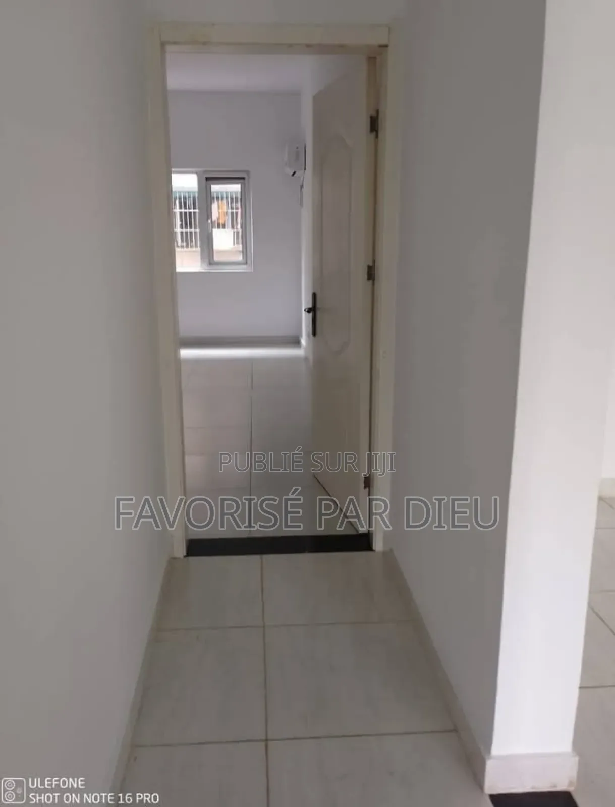 3chbre Appartement dans Cocody à Louer