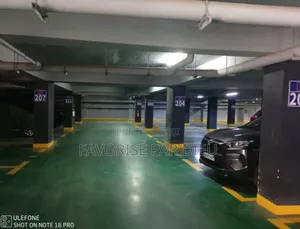 3chbre Appartement dans Cocody à Louer