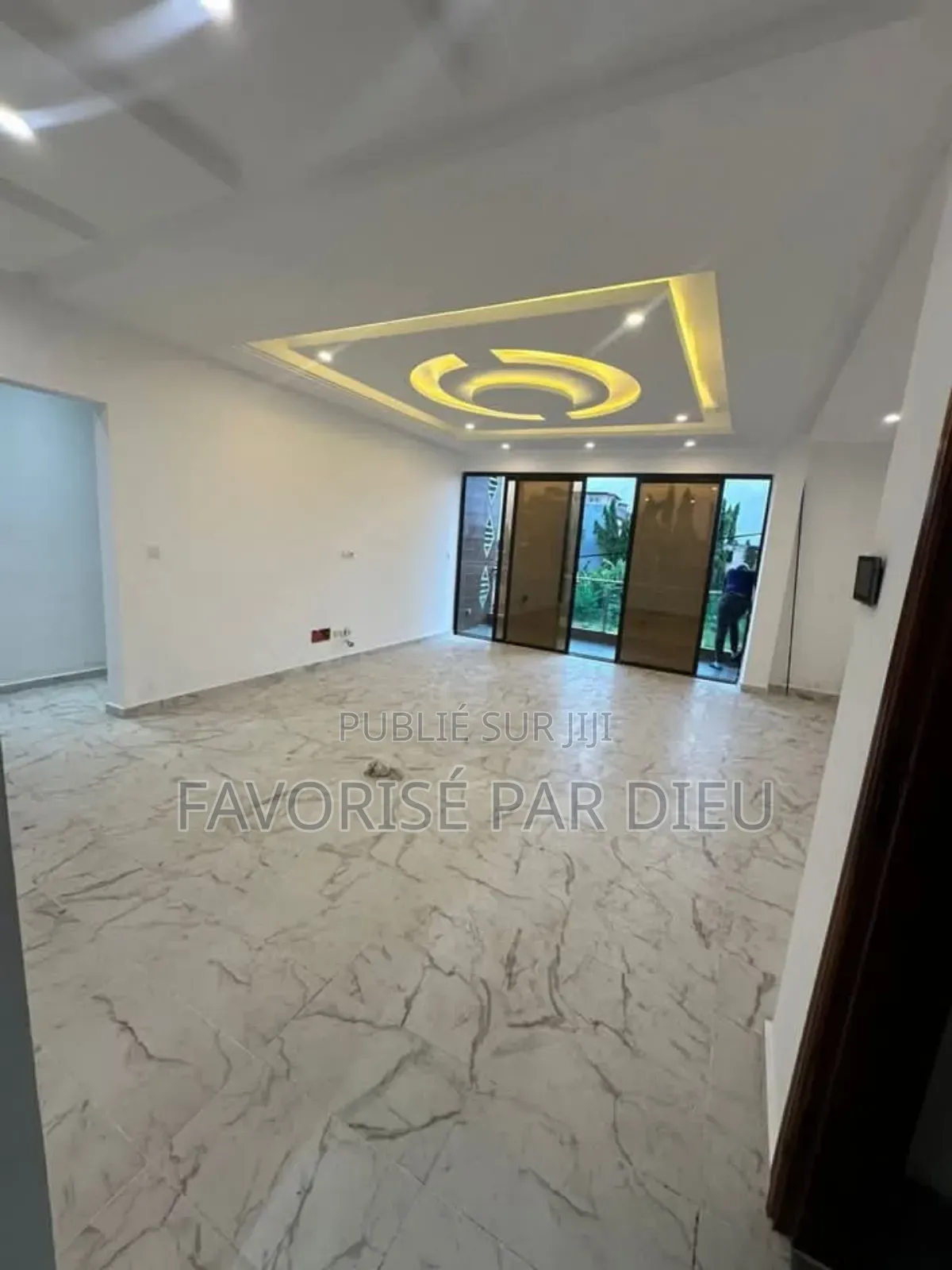 2chbre Appartement dans Cocody à Louer