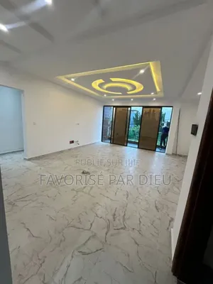 2chbre Appartement dans Cocody à Louer