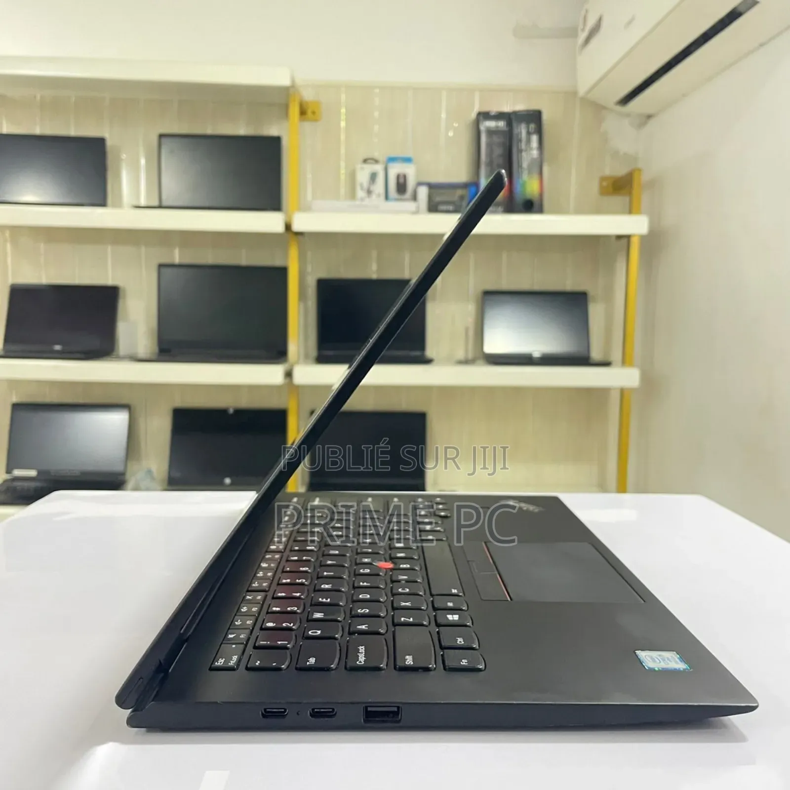 New Lenovo ThinkPad Yoga 8GB Intel Core I5 SSD 256GB