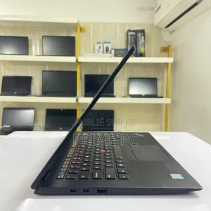 New Lenovo ThinkPad Yoga 8GB Intel Core I5 SSD 256GB