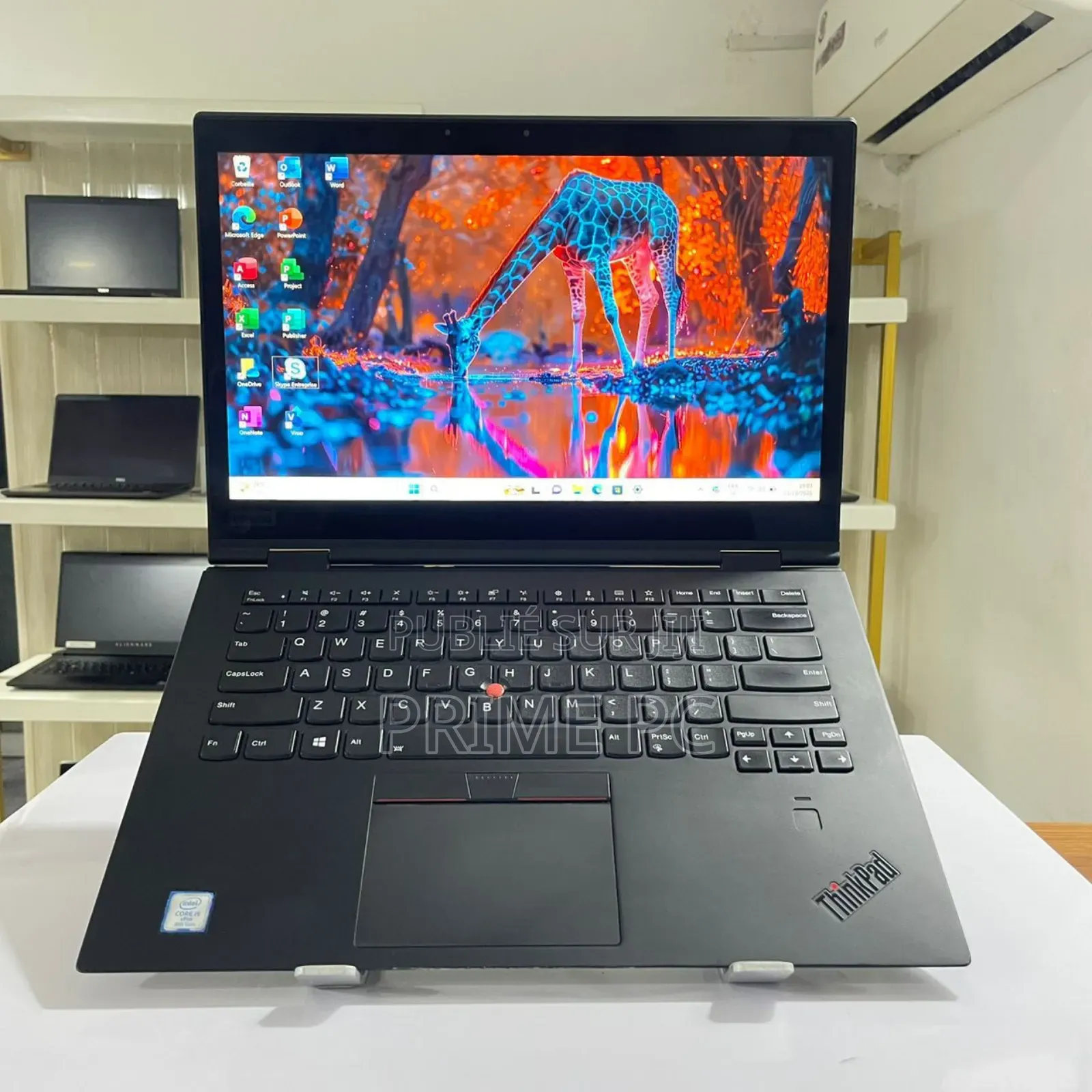 New Lenovo ThinkPad Yoga 8GB Intel Core I5 SSD 256GB