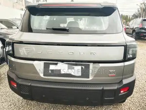 New Jetour T2 2024 Gris