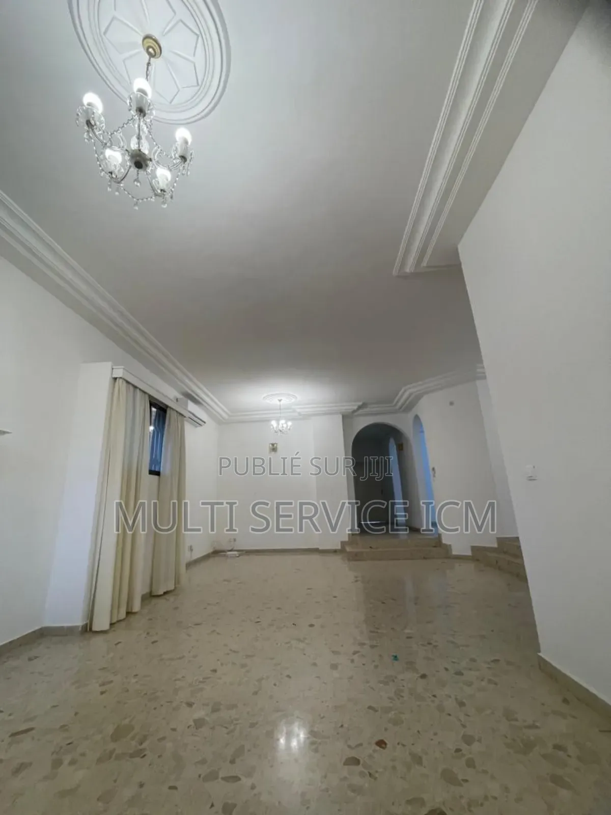 7chbre Duplex dans Ismaël Coulibaly, Cocody à Vendre