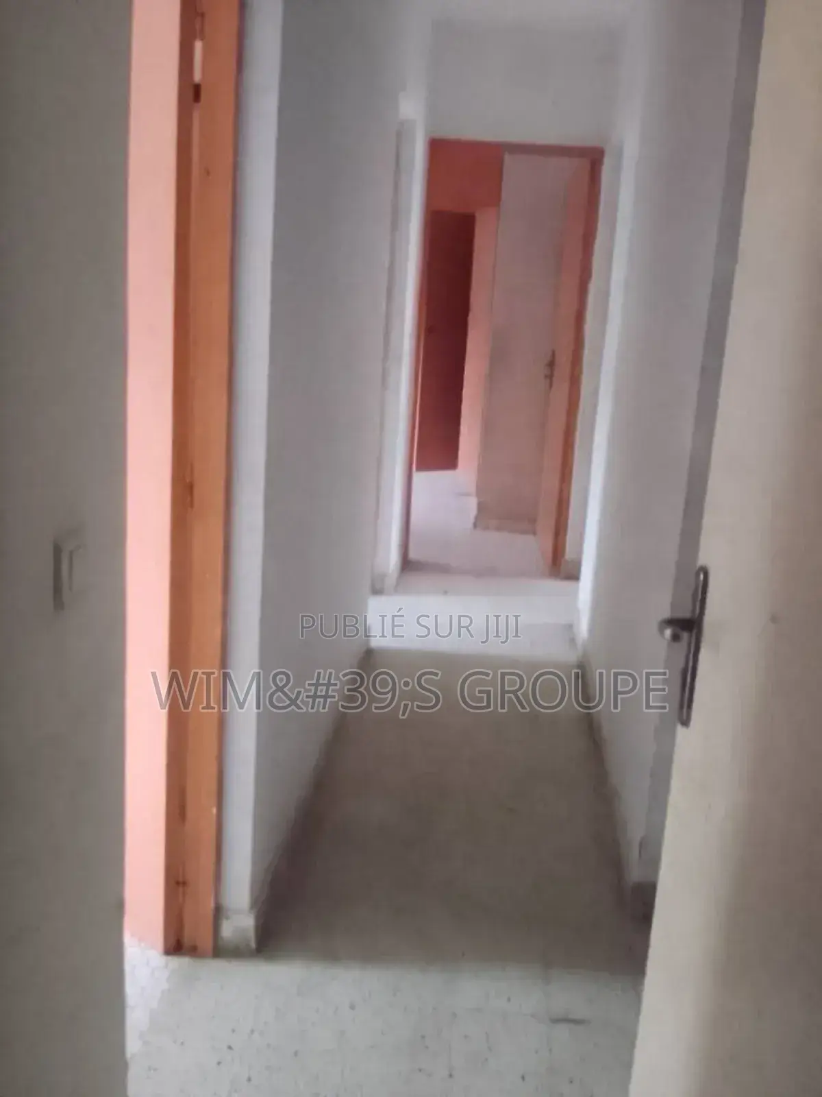 4chbre Villa dans Cocody à Vendre