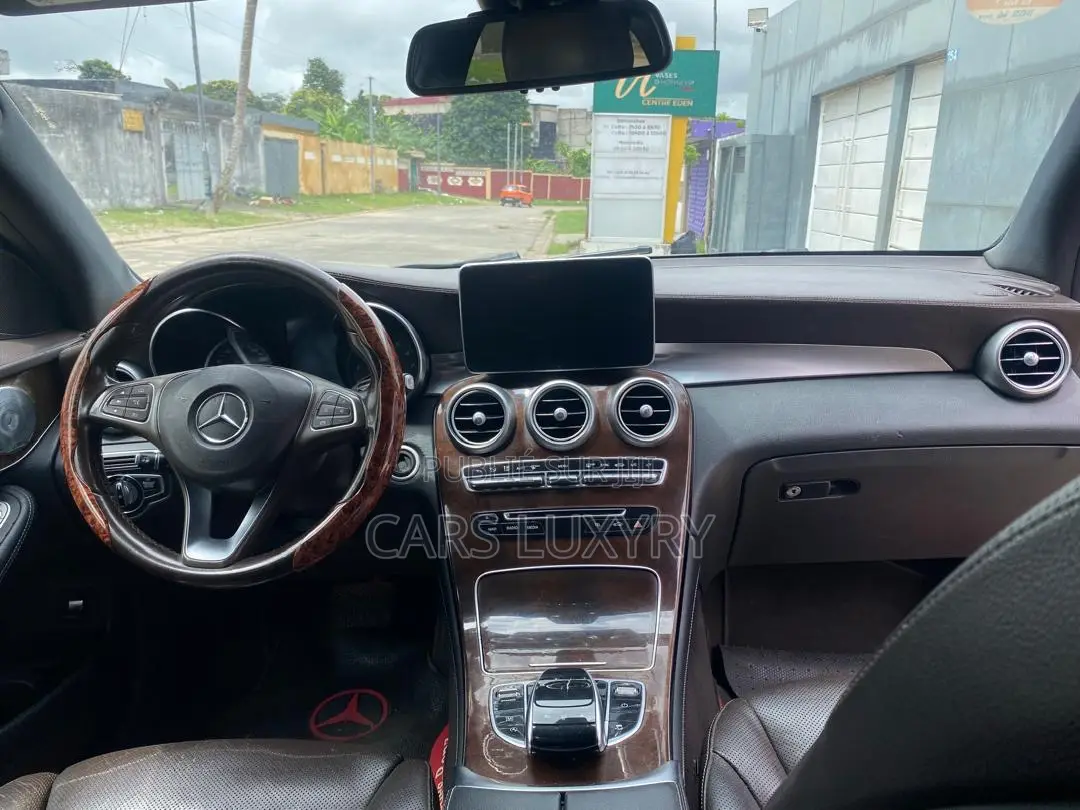 Mercedes-Benz GLC-Class 2017 Doré