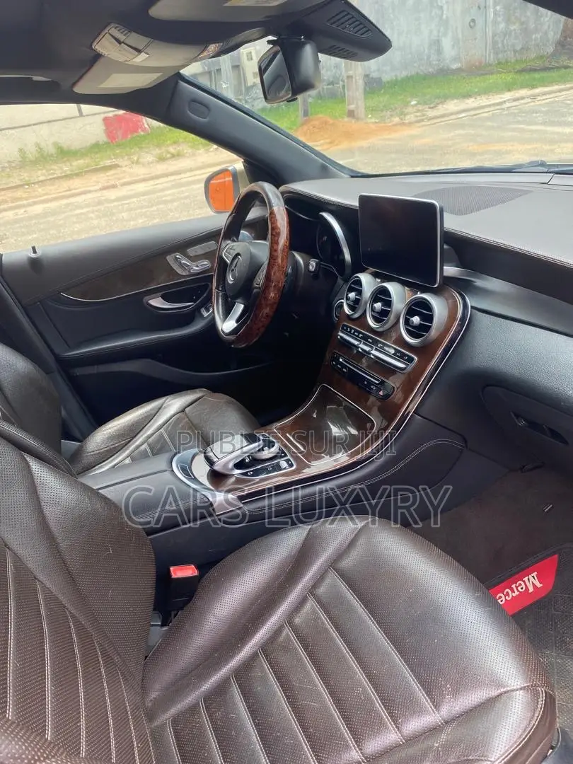 Mercedes-Benz GLC-Class 2017 Doré